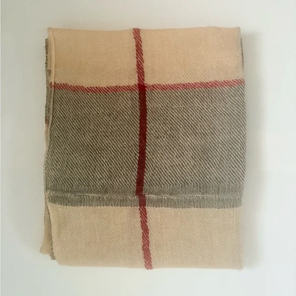 Scarf - Picture 3 of 4